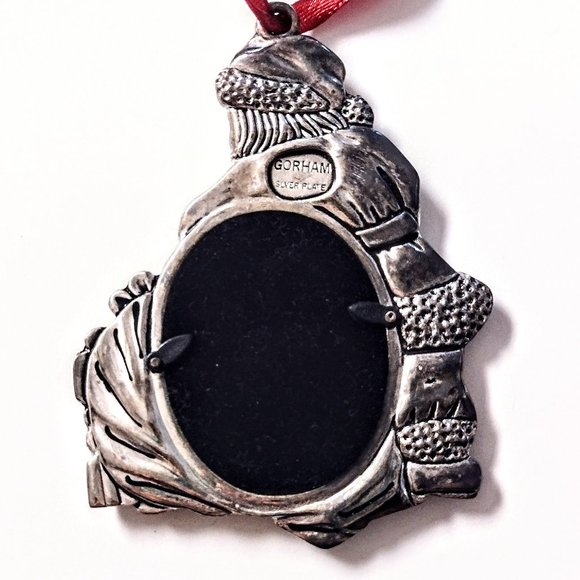 GORHAM Silverplate Santa Claus & Toy Bag ~ Picture Frame Ornament ~ Vintage GVC! - Picture 3 of 6